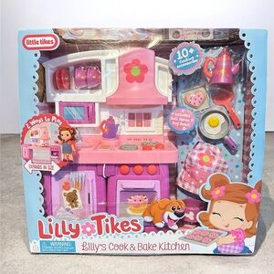 Lilly's Cook & Bake Kitchen Doll Playset by Lilly Tikes from Little Tikes NEW